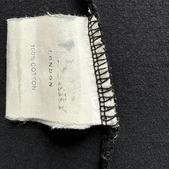 Burberry Black Tee with the tartan Patterned B embellishment with rhinestones M - Picture 6 of 9